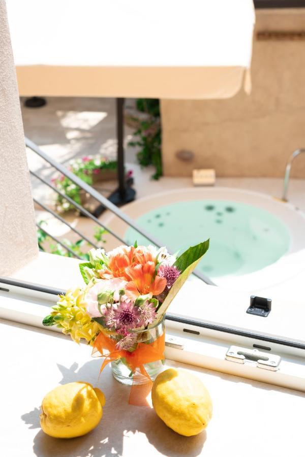 Corte Alma Spa And Luxury Home Gargnano Extérieur photo